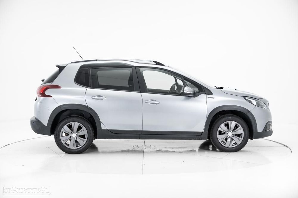 Peugeot 2008 1.5 BlueHDi Signature - 3
