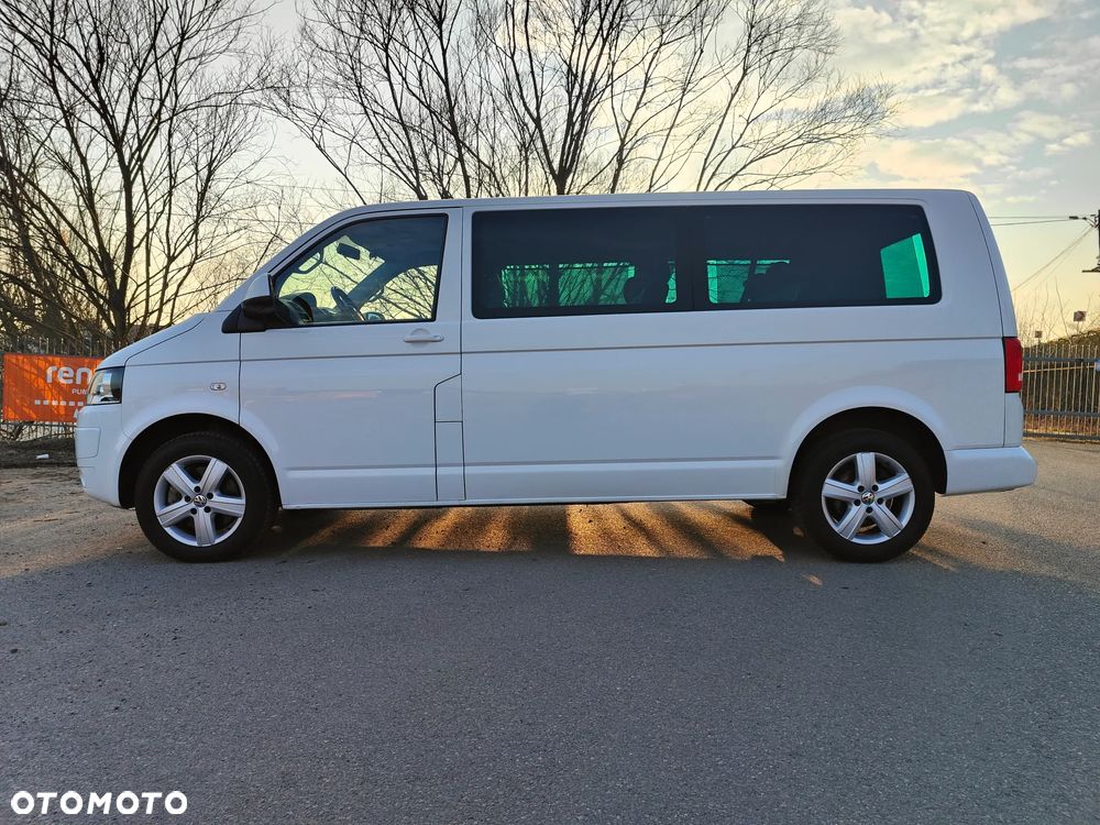 Volkswagen Caravelle - 4