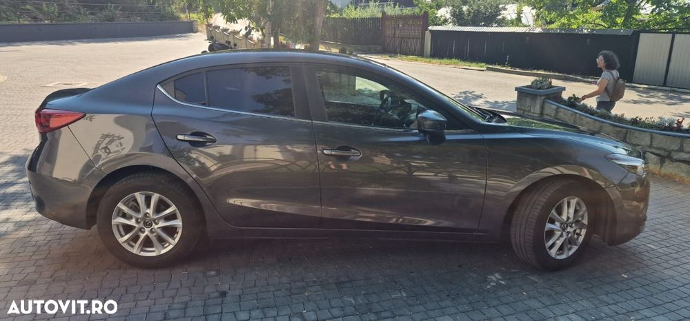 Mazda 3 G120 Attraction - 9