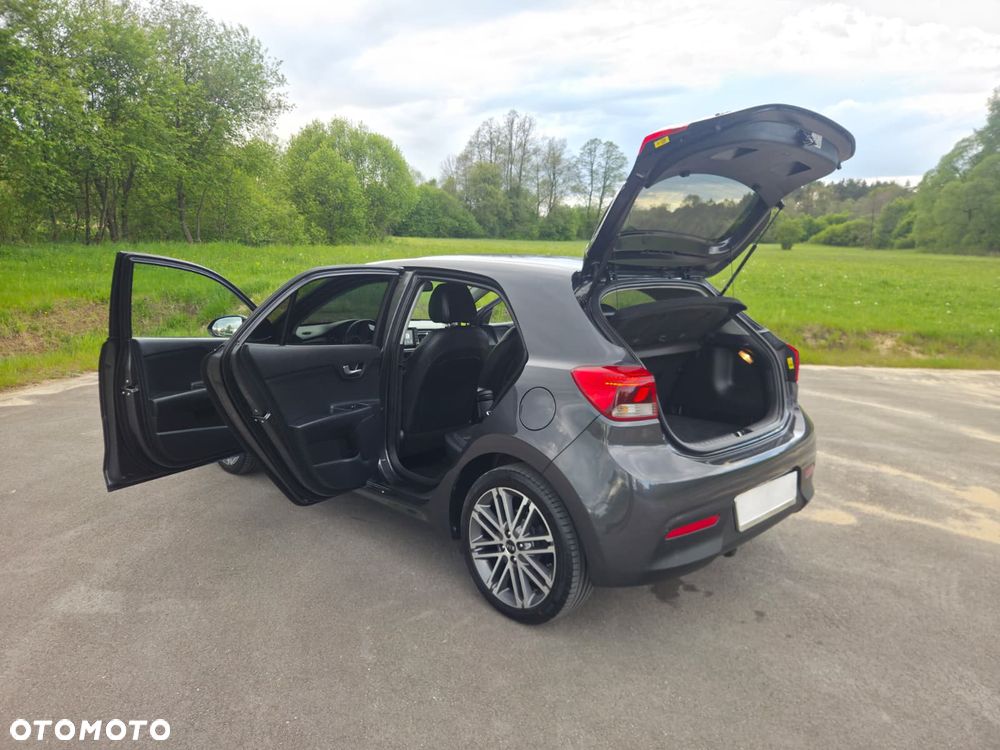 Kia Rio 1.4 L - 24