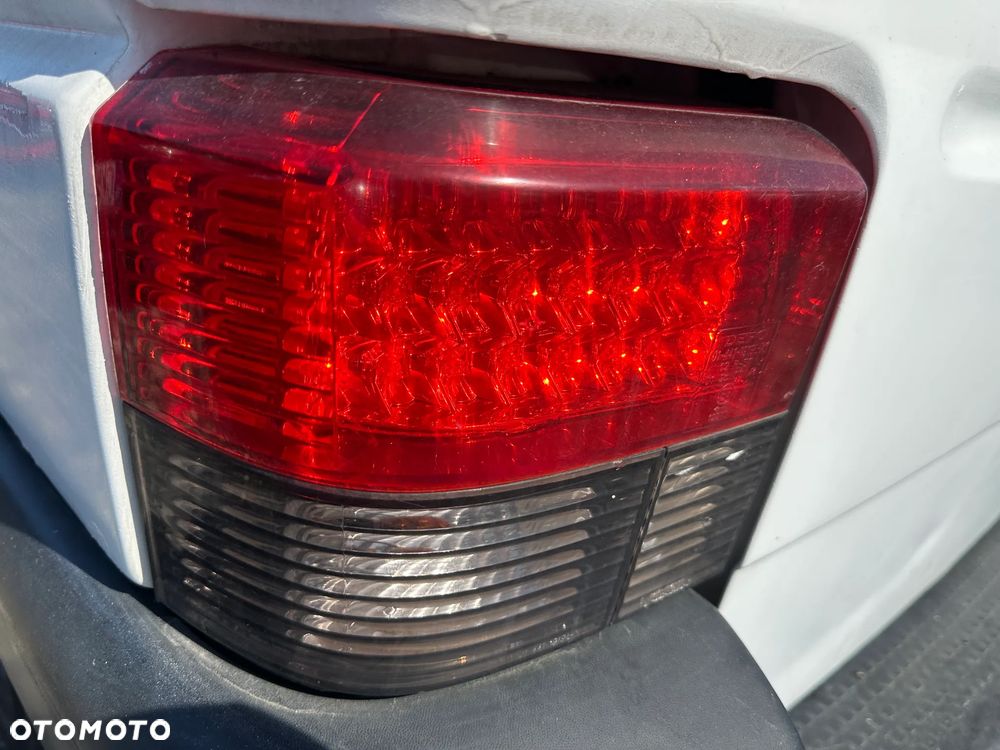 Volkswagen Transporter - 9