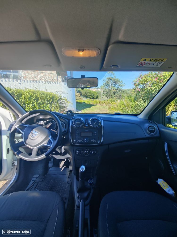 Dacia Sandero - 4