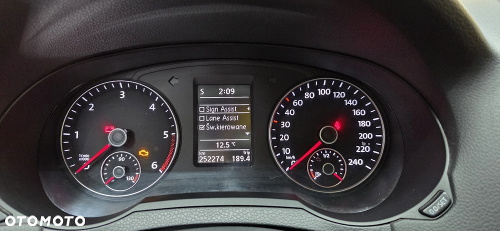 Volkswagen Sharan 2.0 TDI 4MOTION BlueMotion Technology Cup - 18