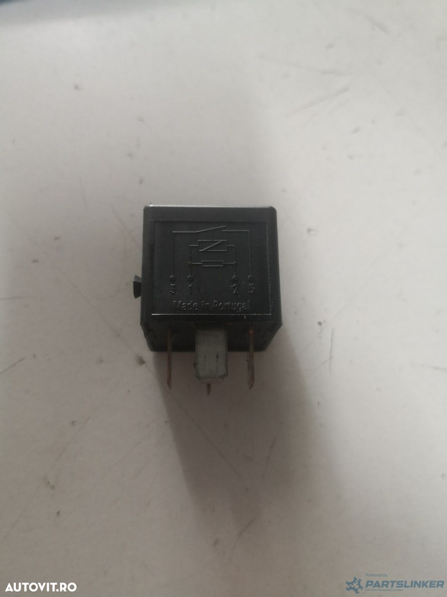 Releu AUDI A8 III (4H2, 4H8, 4HC, 4HL) [ 2009 - 2018 ] OEM 105022a - 2