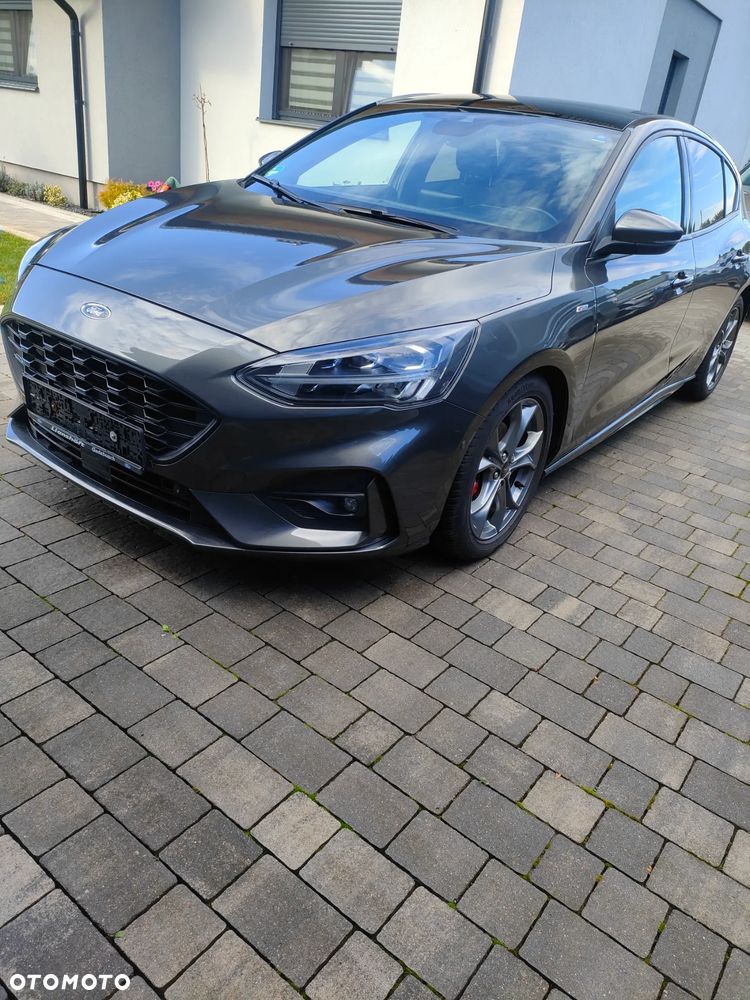 Ford Focus - 1