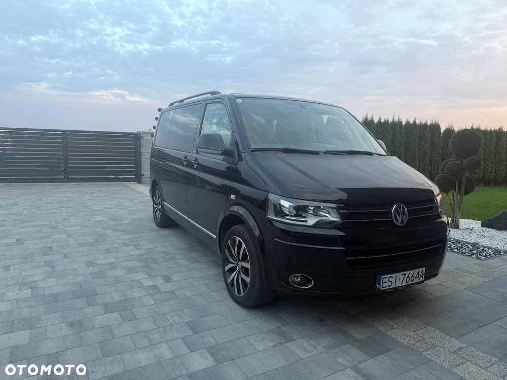 Volkswagen Multivan - 2