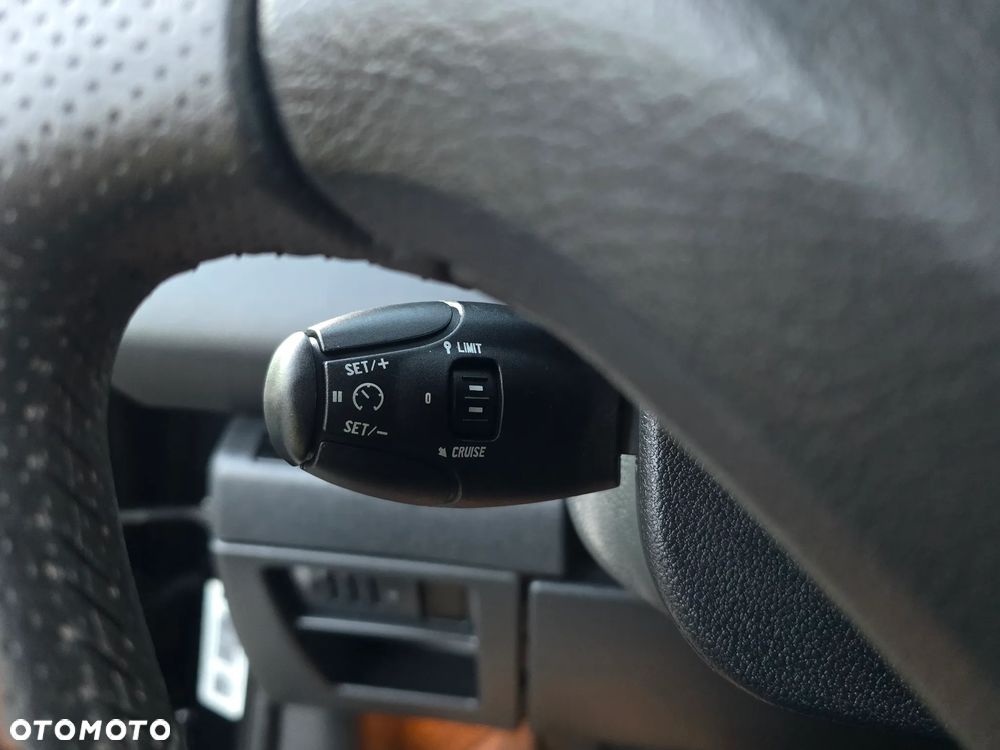 Peugeot 3008 1.6 Premium - 30