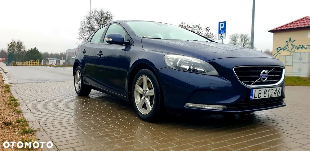 Volvo V40 - 2