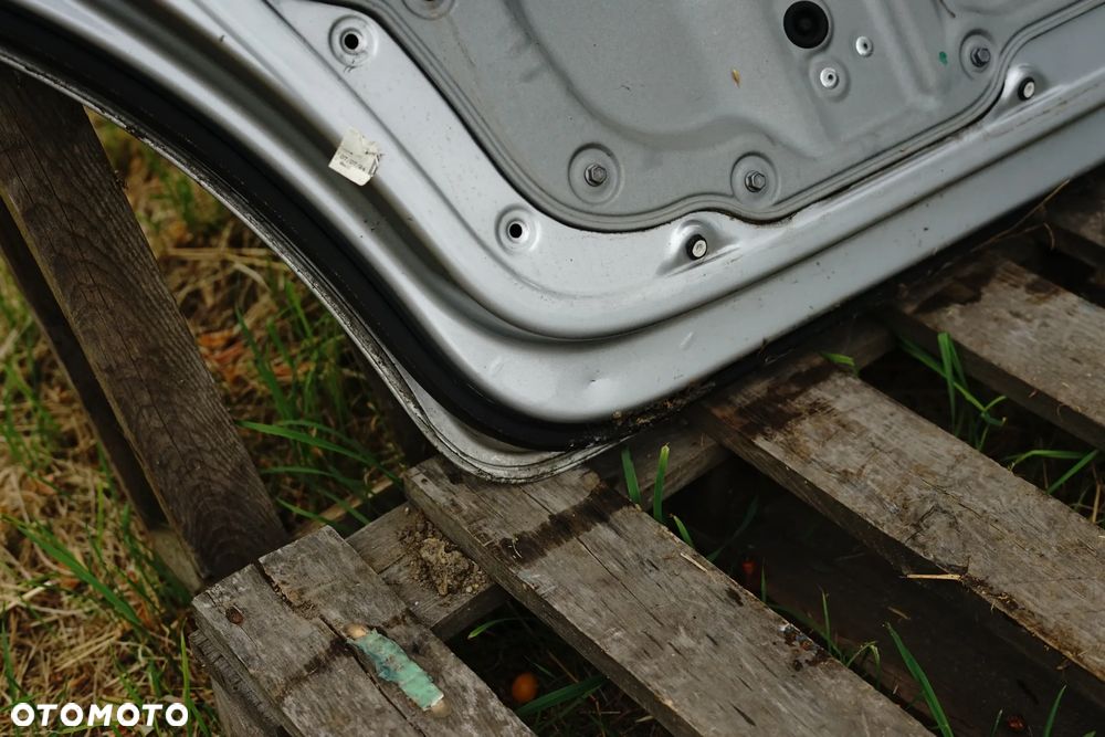 Drzwi tył tylne lewe VW Touran I LA7W - 11