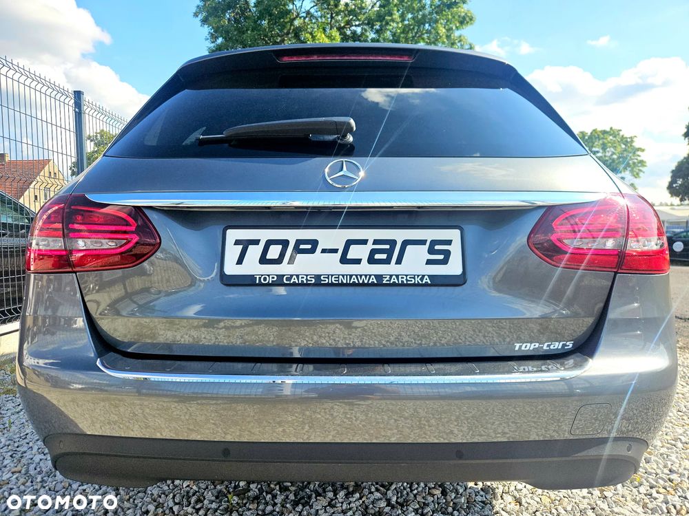 Mercedes-Benz Klasa C 220 d 4Matic T 9G-TRONIC - 3