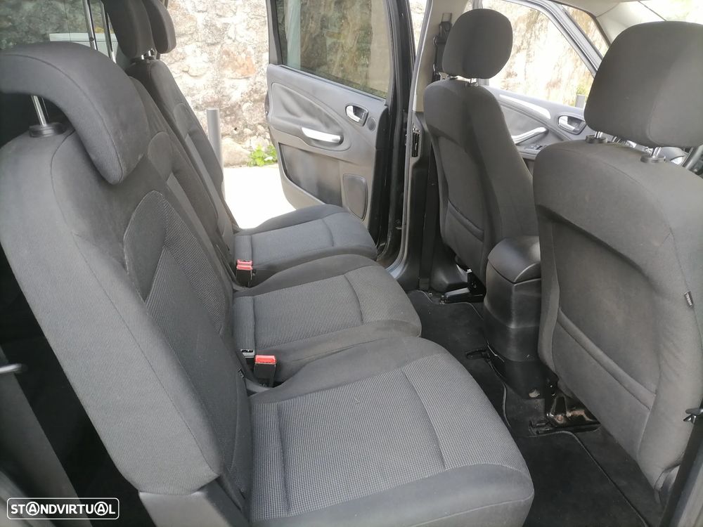 Ford S-Max 1.8 TDCi Titanium 7L - 9