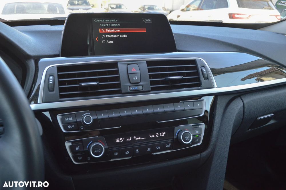 BMW Seria 3 320d xDrive Aut. Luxury Line - 25