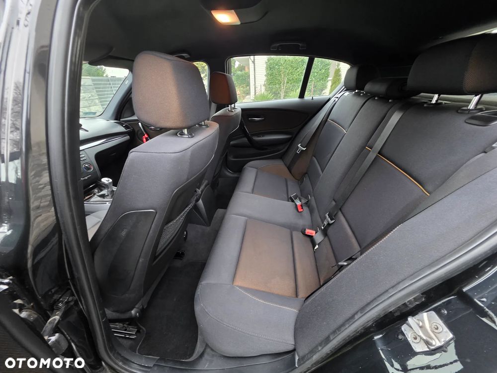 BMW Seria 1 116d DPF - 11