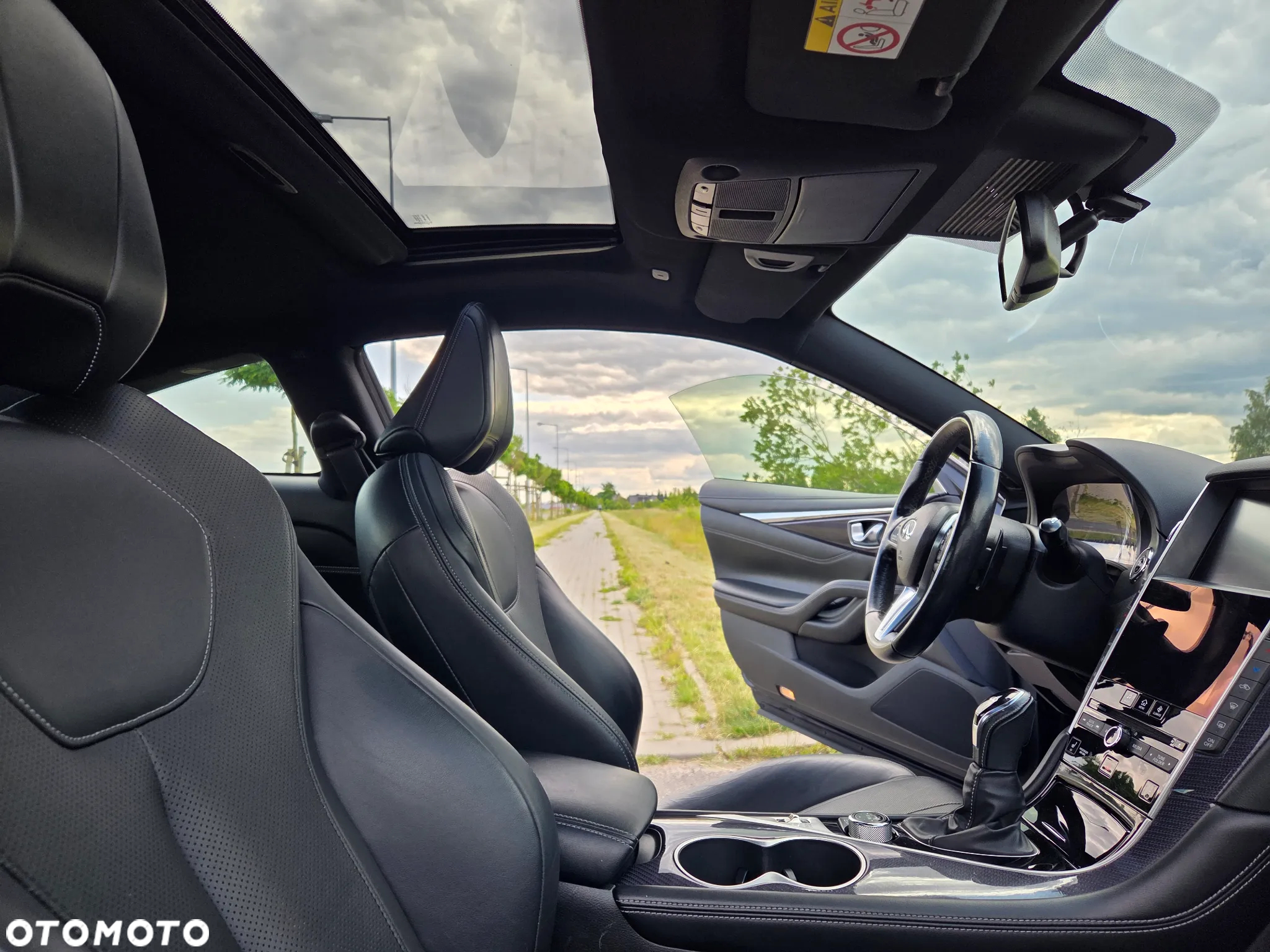 Infiniti Q60 3.0t AWD Sport Tech - 23