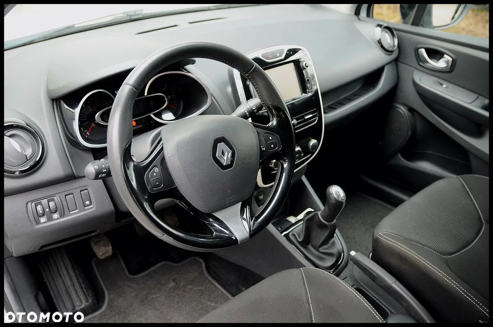 Renault Clio - 5