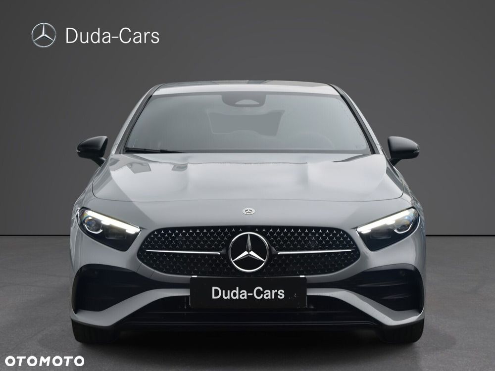 Mercedes-Benz Klasa A 200 AMG Line 7G-DCT - 3