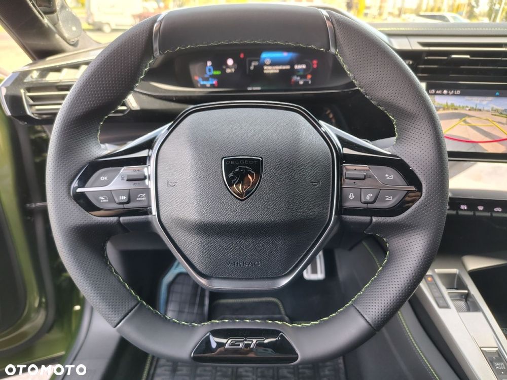 Peugeot 408 - 20
