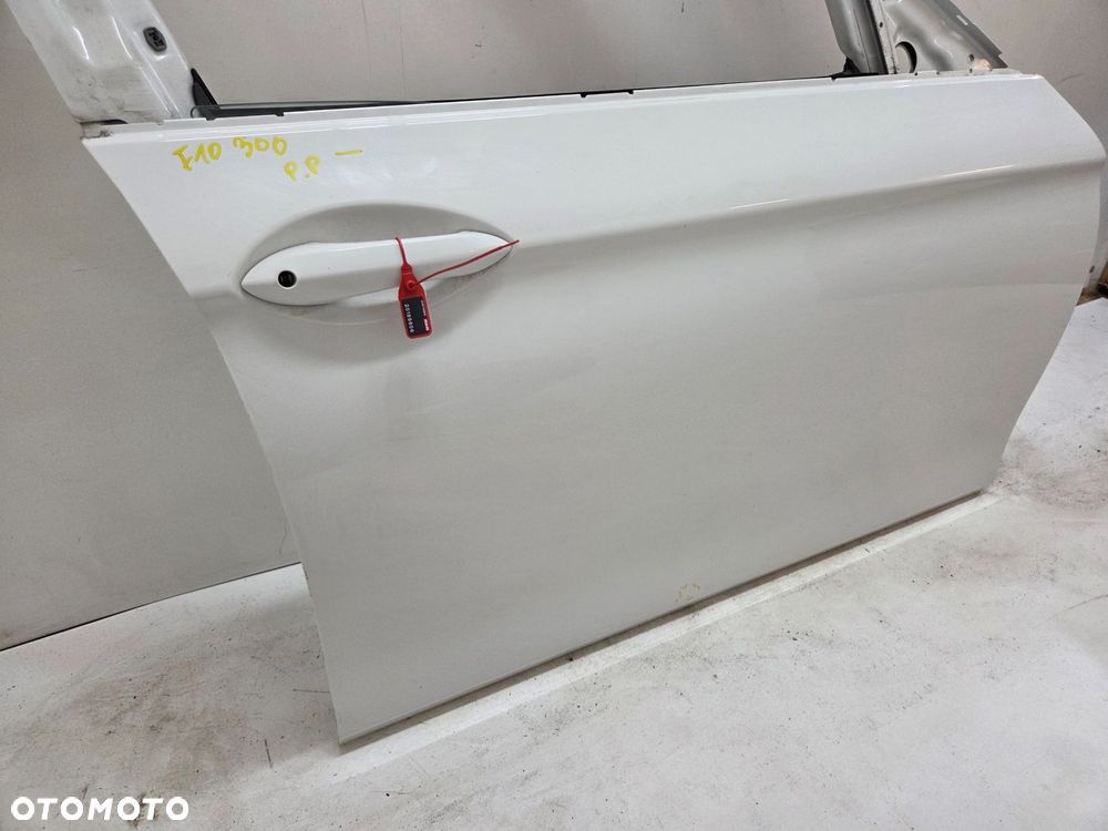 DRZWI PRAWE PRZEDNIE PRZÓD BMW F10 300 - 2