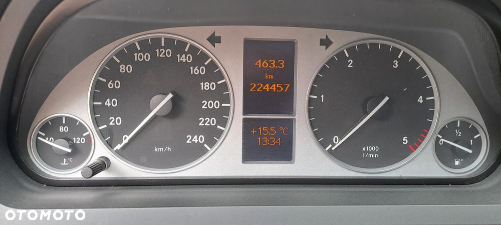 Mercedes-Benz Klasa B 200 CDI - 13