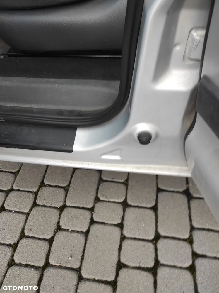 Volkswagen Sharan 1.9 TDI Highline 4Mot - 29