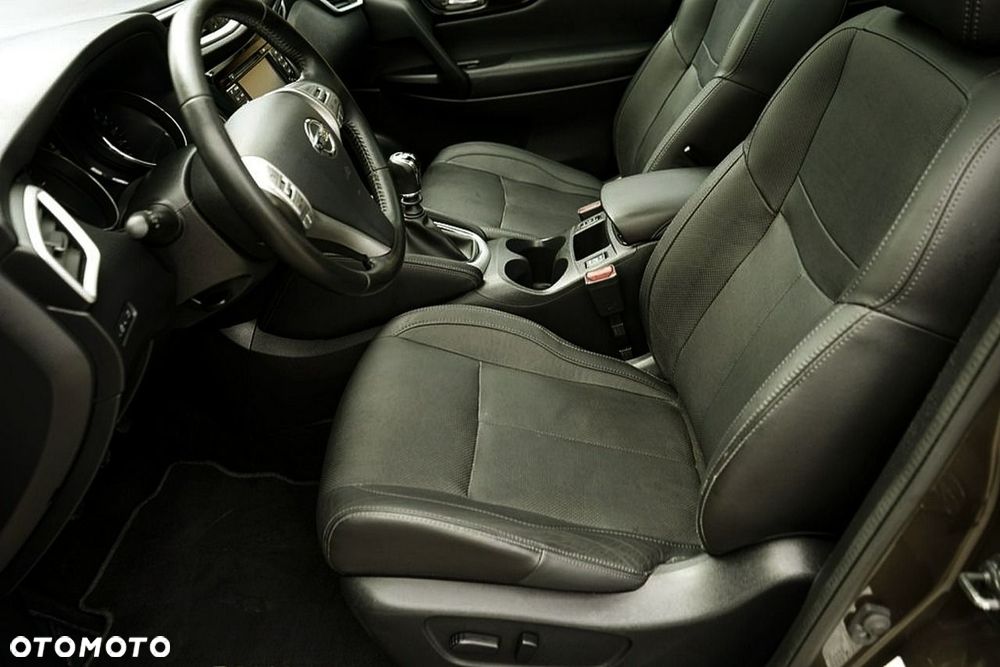 Nissan Qashqai - 10