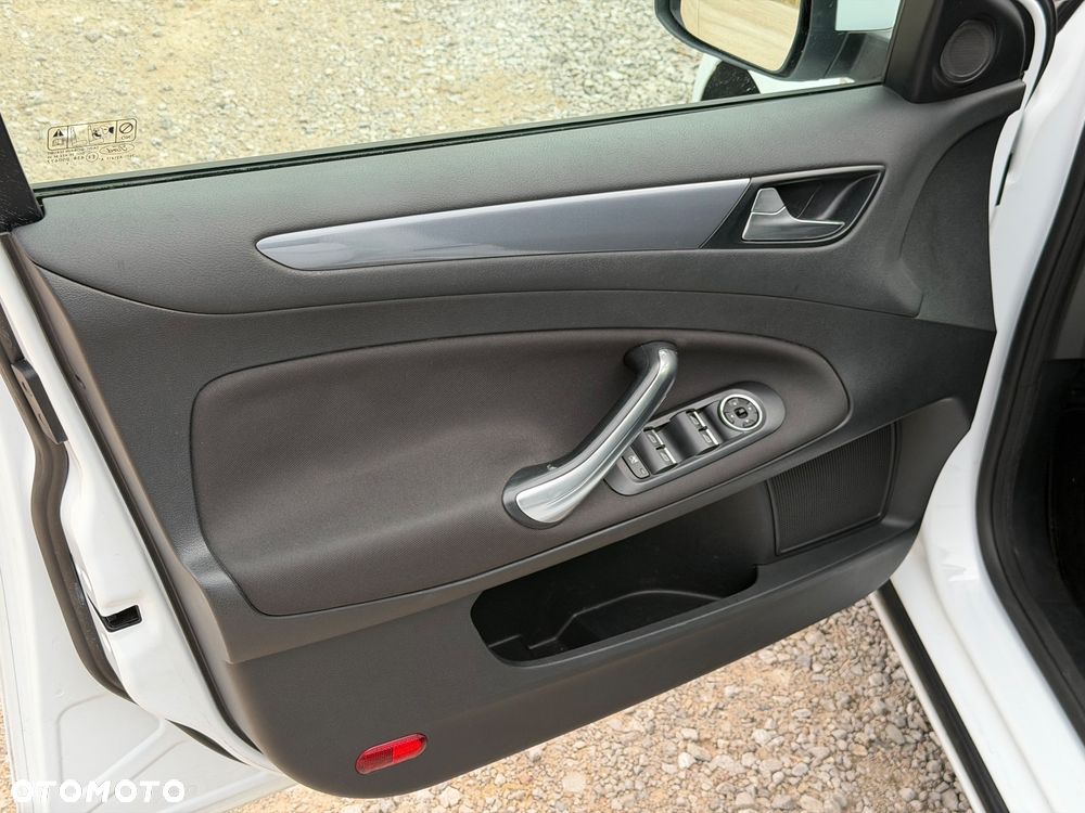 Ford Mondeo 2.0 TDCi Titanium - 12