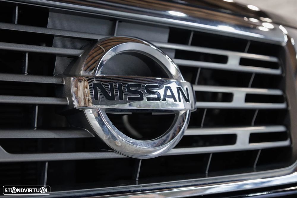 Nissan Navara 2.3 dCi CD 4WD | IVA Dedutível - 3