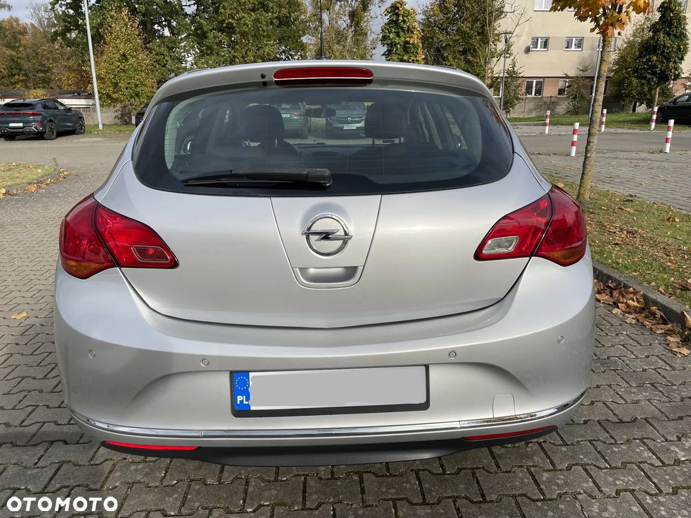 Opel Astra 1.6 Essentia - 6