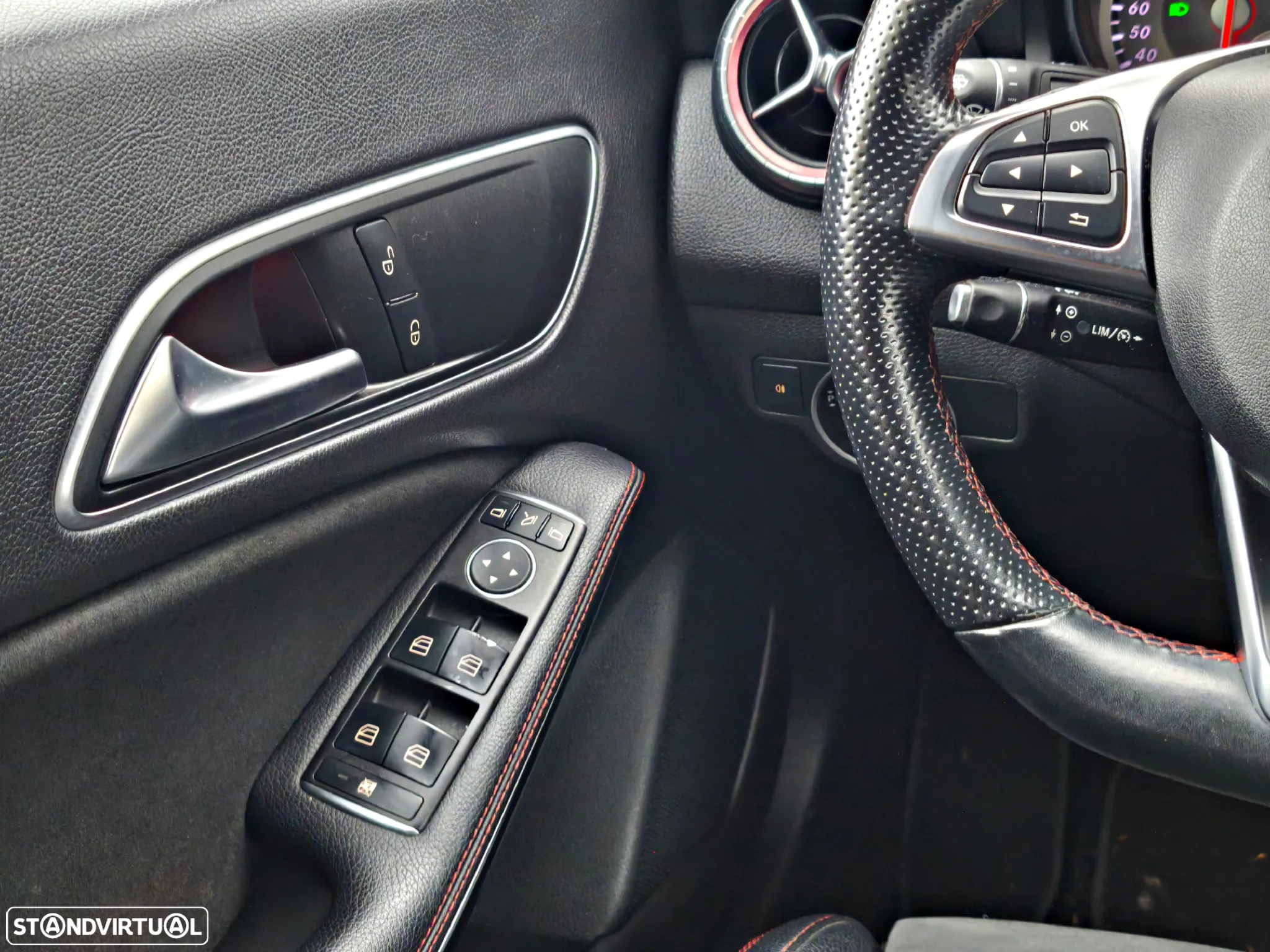 Mercedes-Benz CLA 180 d Shooting Brake AMG Line - 11