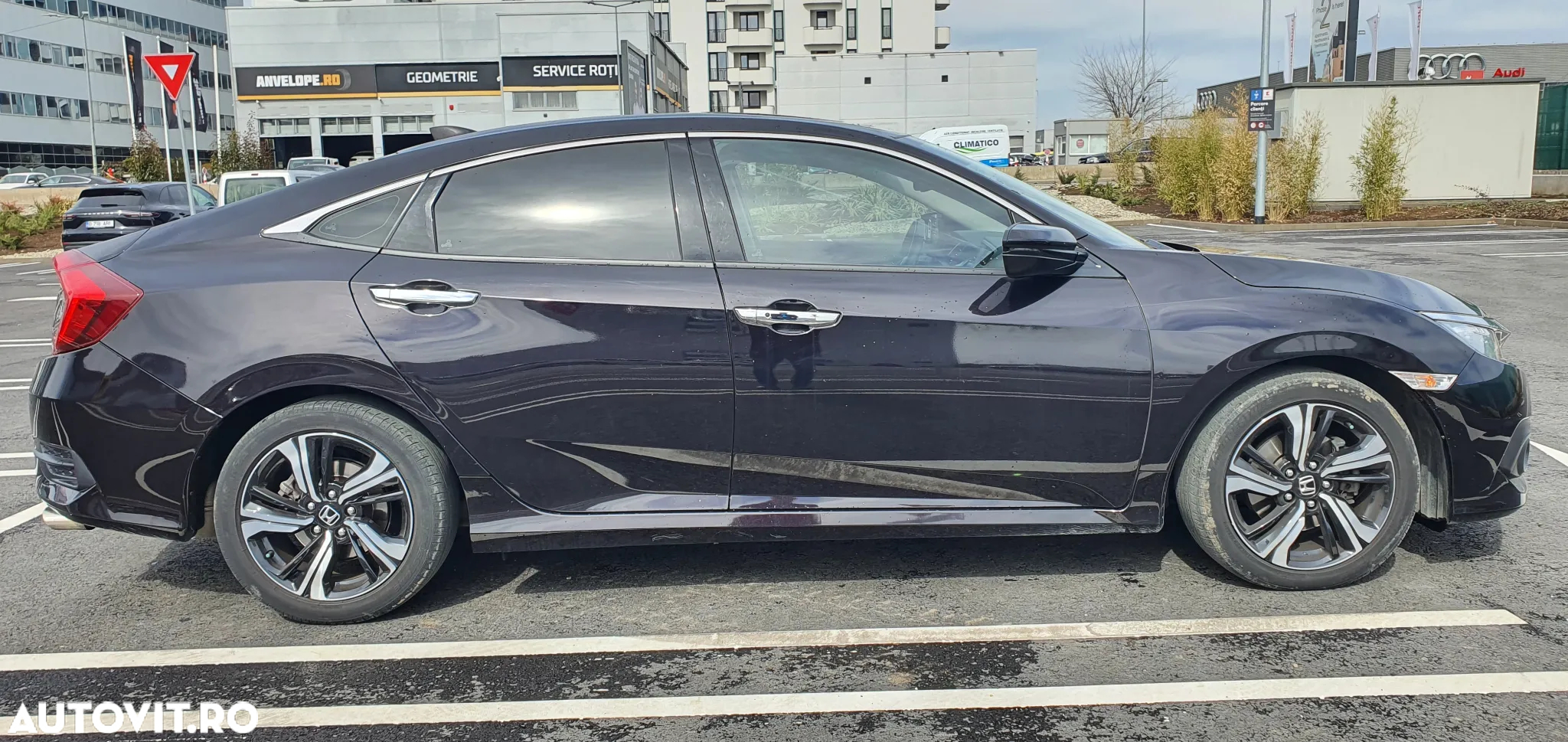 Honda Civic Sedan 1.5 VTEC Turbo CVT Executive - 6