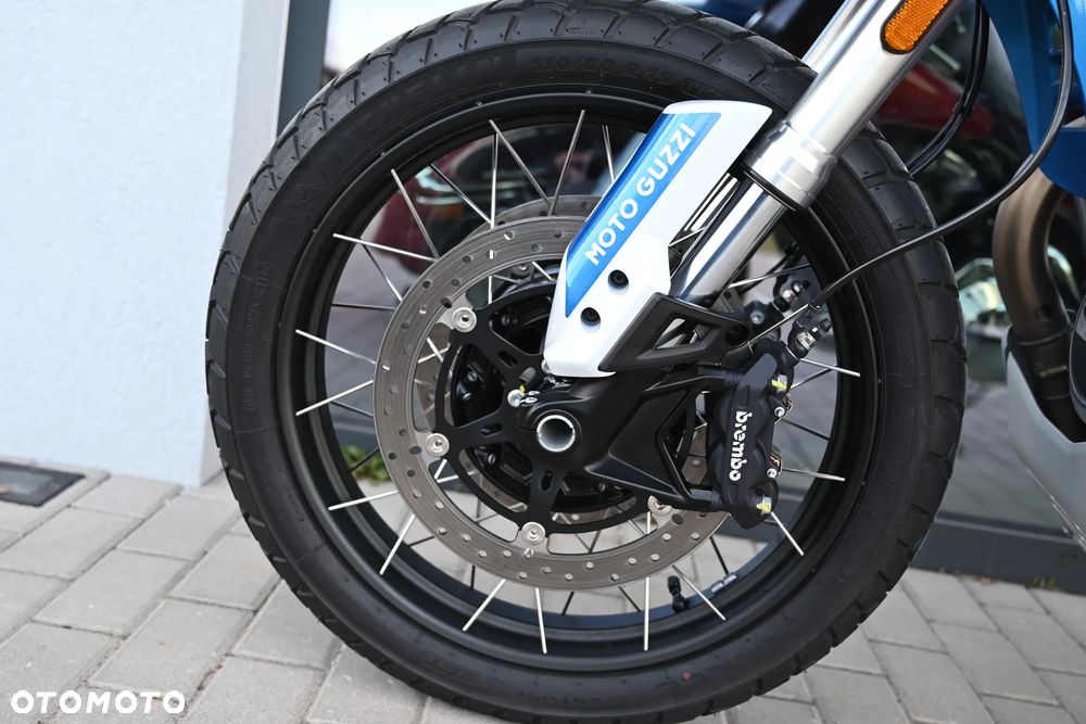 Moto Guzzi V85 - 30