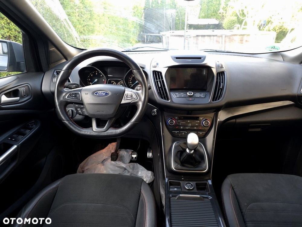 Ford Kuga 2.0 TDCi AWD ST-Line - 5