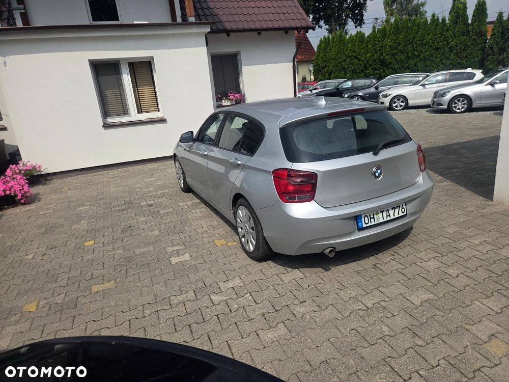 BMW Seria 1 116d DPF - 9