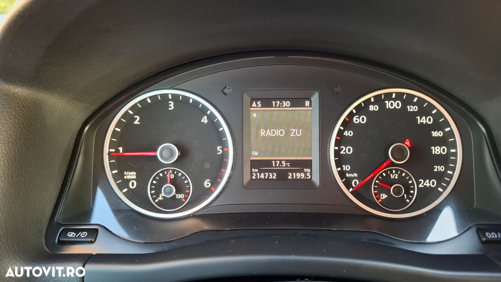 Volkswagen Tiguan 2.0 TDI DPF 4Motion BlueMotion Technology DSG Sport & Style - 14