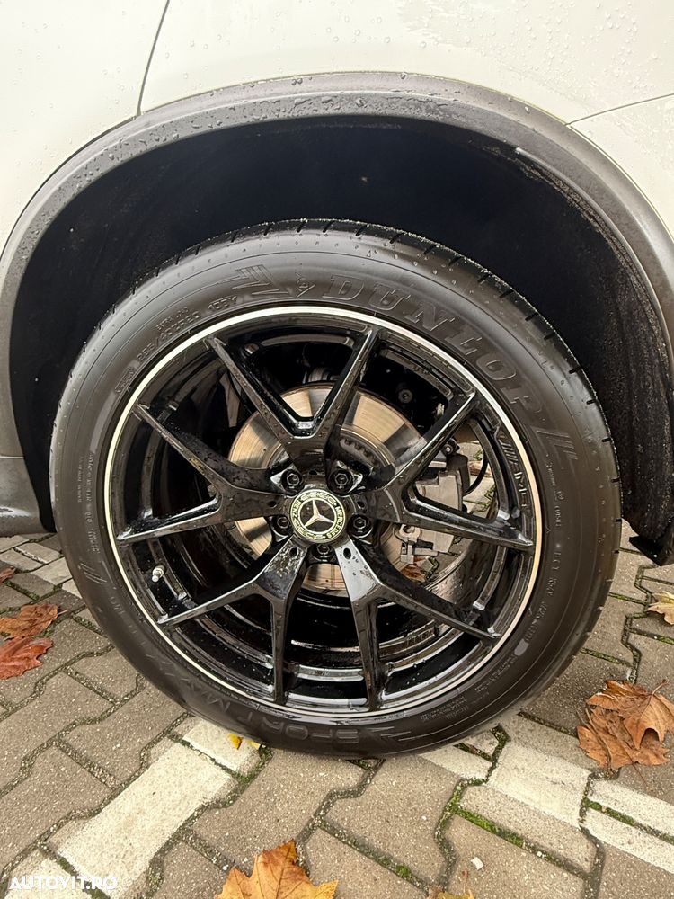Mercedes-Benz GLC - 9