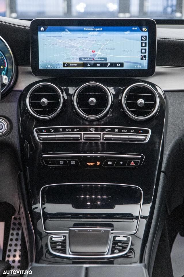 Mercedes-Benz GLC Coupe 300 de 4Matic 9G-TRONIC AMG Line Plus - 4