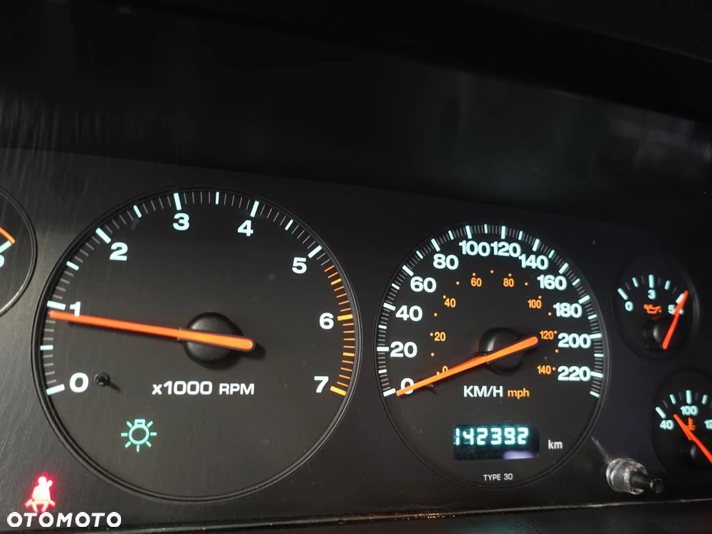 Jeep Grand Cherokee - 2