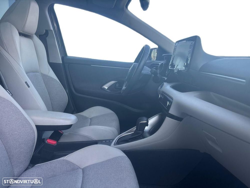 Toyota Yaris - 7