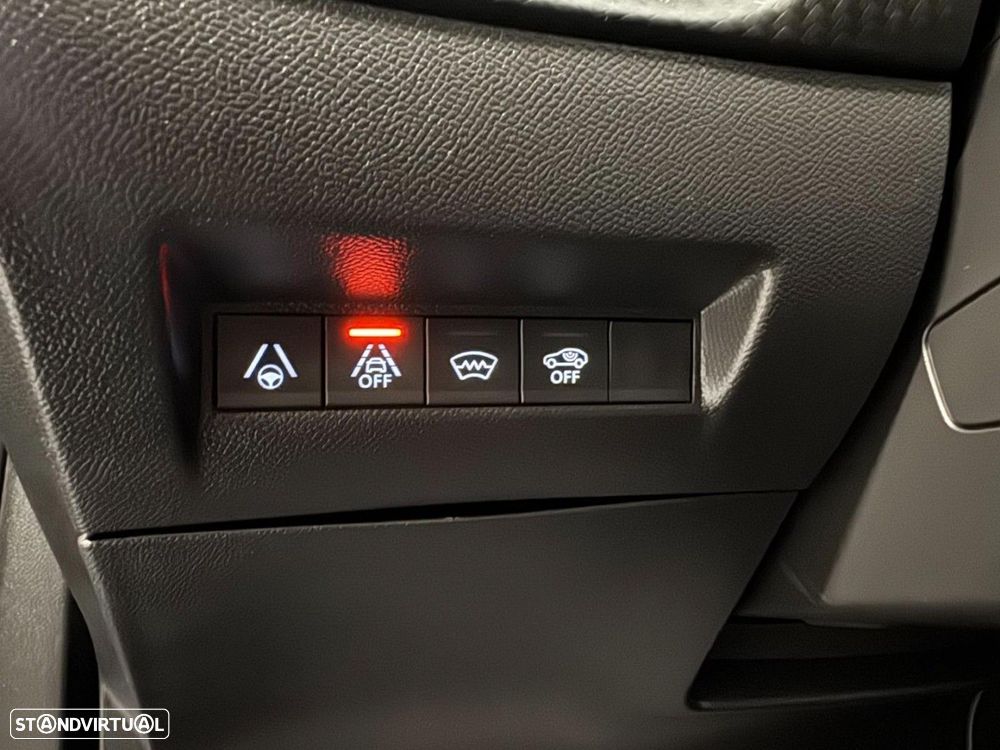 Peugeot 2008 1.2 PureTech GT Pack EAT8 - 43