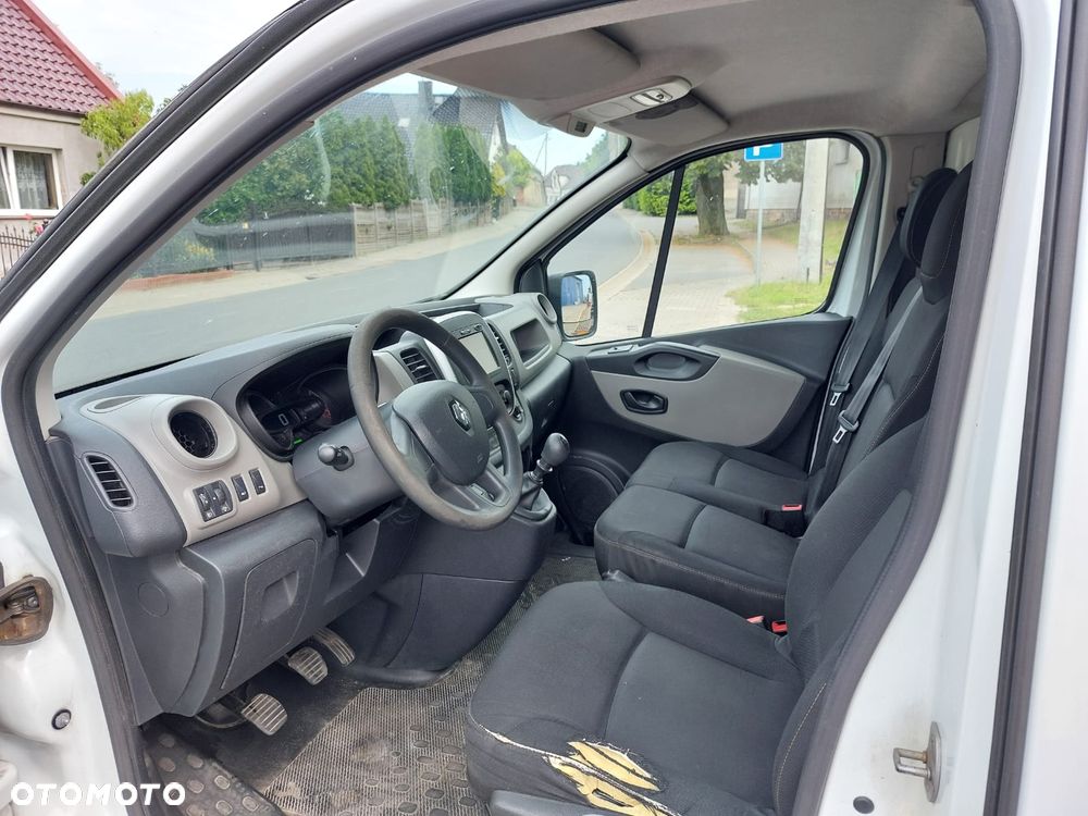 Renault TRAFIC - 16