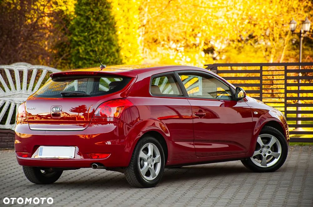 Kia ProCeed 1.6 Comfort + - 18