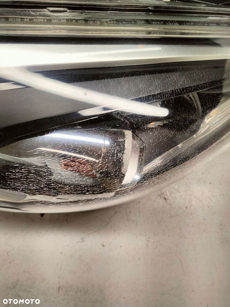 KIA CARENS IV 4 LIFT XENON Z LED LAMPA PRAWY PRZÓD 92102-A4 - 5