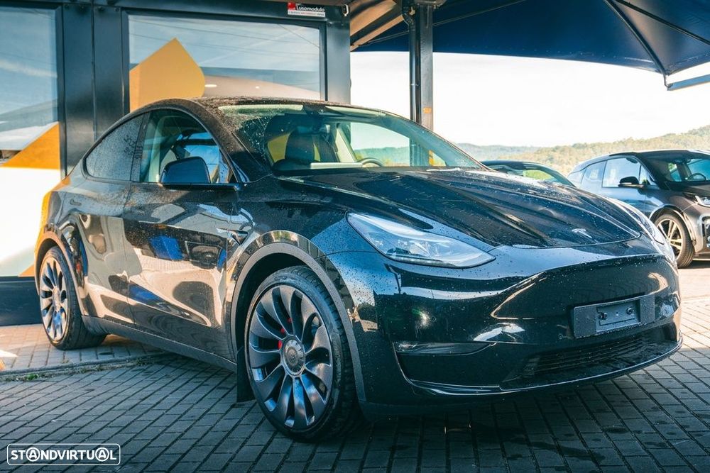 Tesla Model Y 2022 photo 3