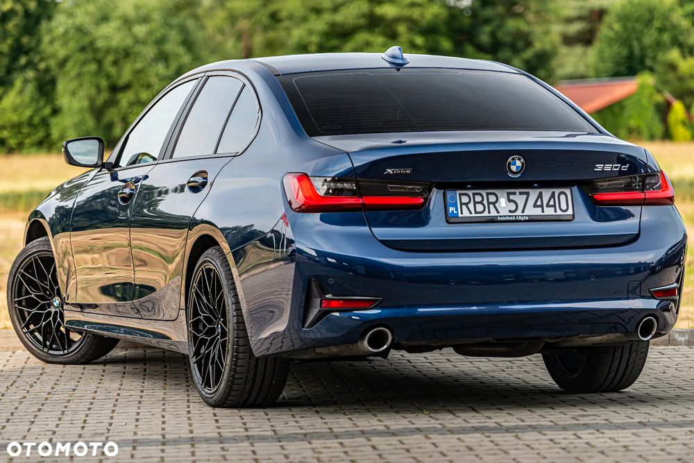 BMW Seria 3 320d xDrive Sport Line Shadow - 4