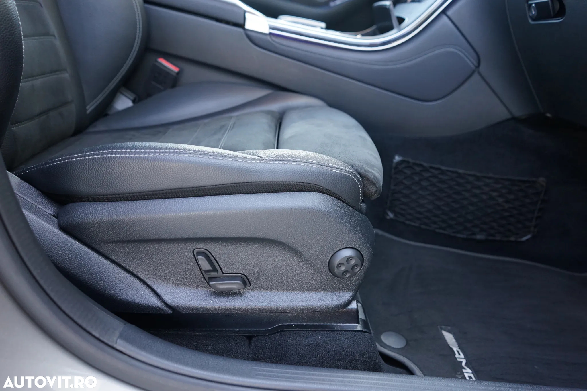 Mercedes-Benz GLC 200 d 4MATIC - 33