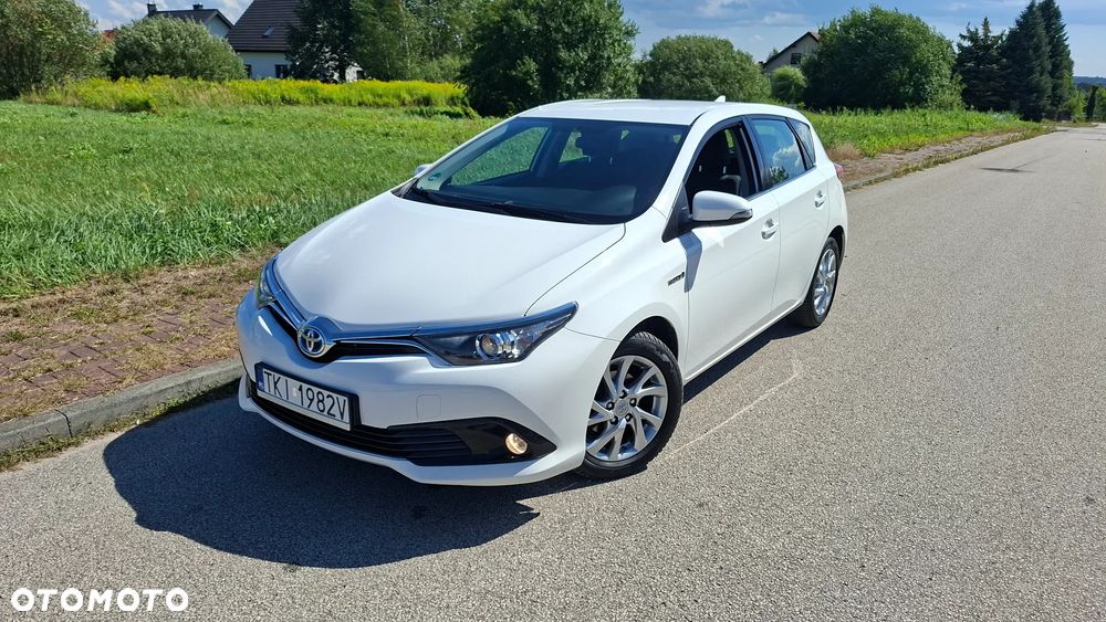 Toyota Auris - 12