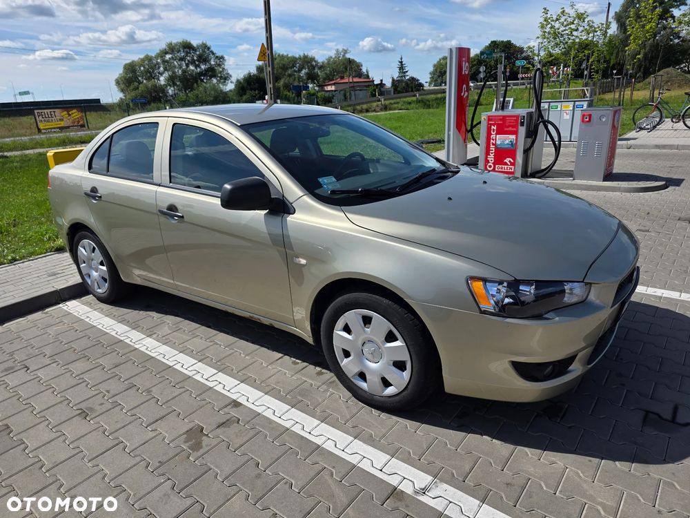 Mitsubishi Lancer 1.8 Inform - 4