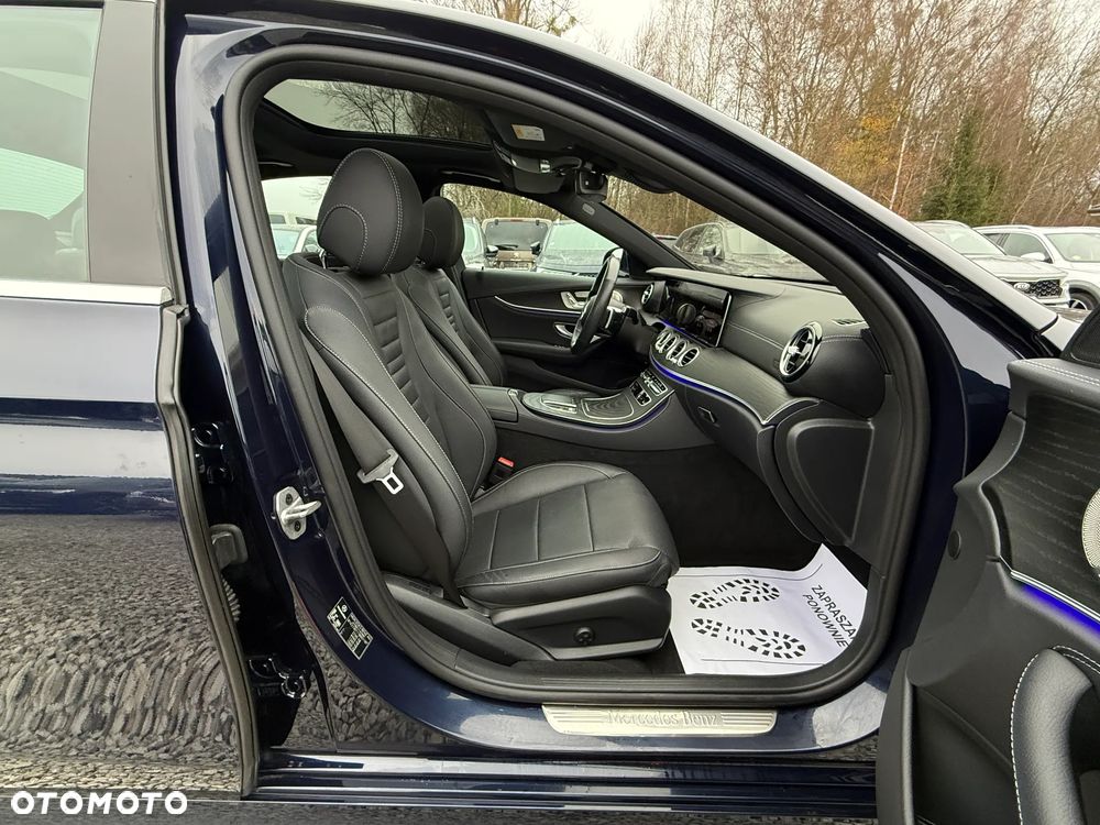 Mercedes-Benz Klasa E 300 de PHEV 4-Matic AMG 9G-Tronic - 34