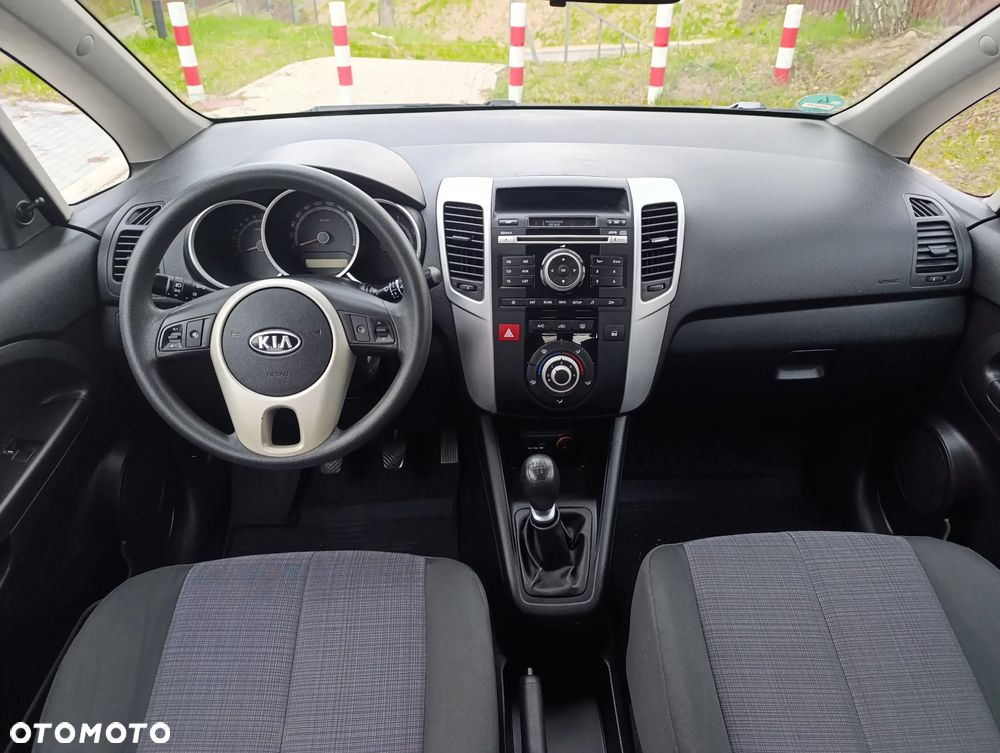 Kia Venga 1.6 CVVT Vision - 13