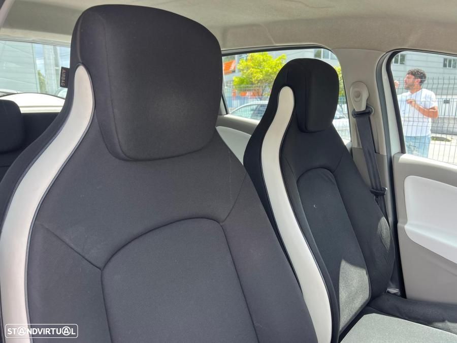 Renault Zoe (c/ Bateria) Life - 10